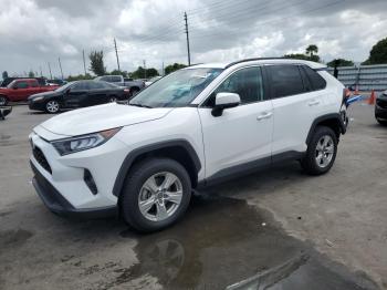  Salvage Toyota RAV4