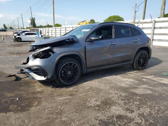  Salvage Mercedes-Benz GLA