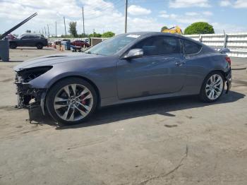  Salvage Hyundai Genesis