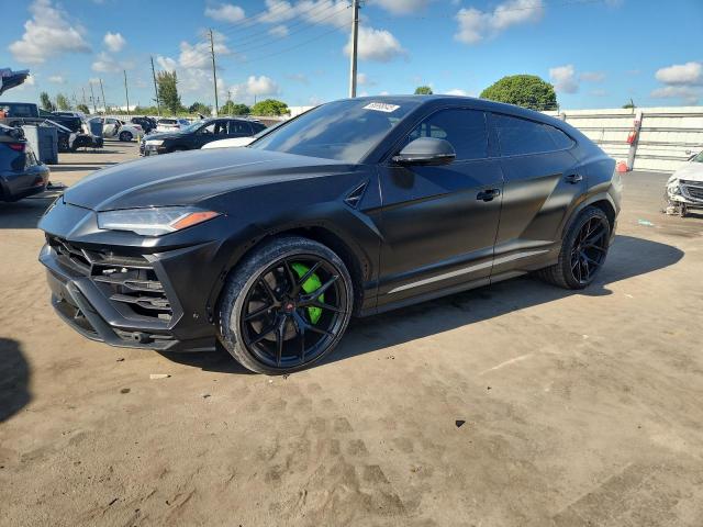  Salvage Lamborghini Urus