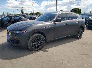  Salvage Maserati Levante S