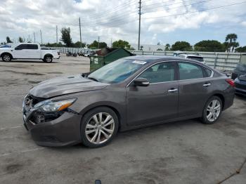  Salvage Nissan Altima