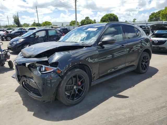  Salvage Alfa Romeo Stelvio
