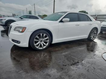  Salvage Chrysler 300