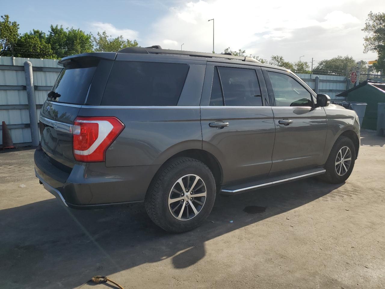 Ford Expedition Xlt Image 5
