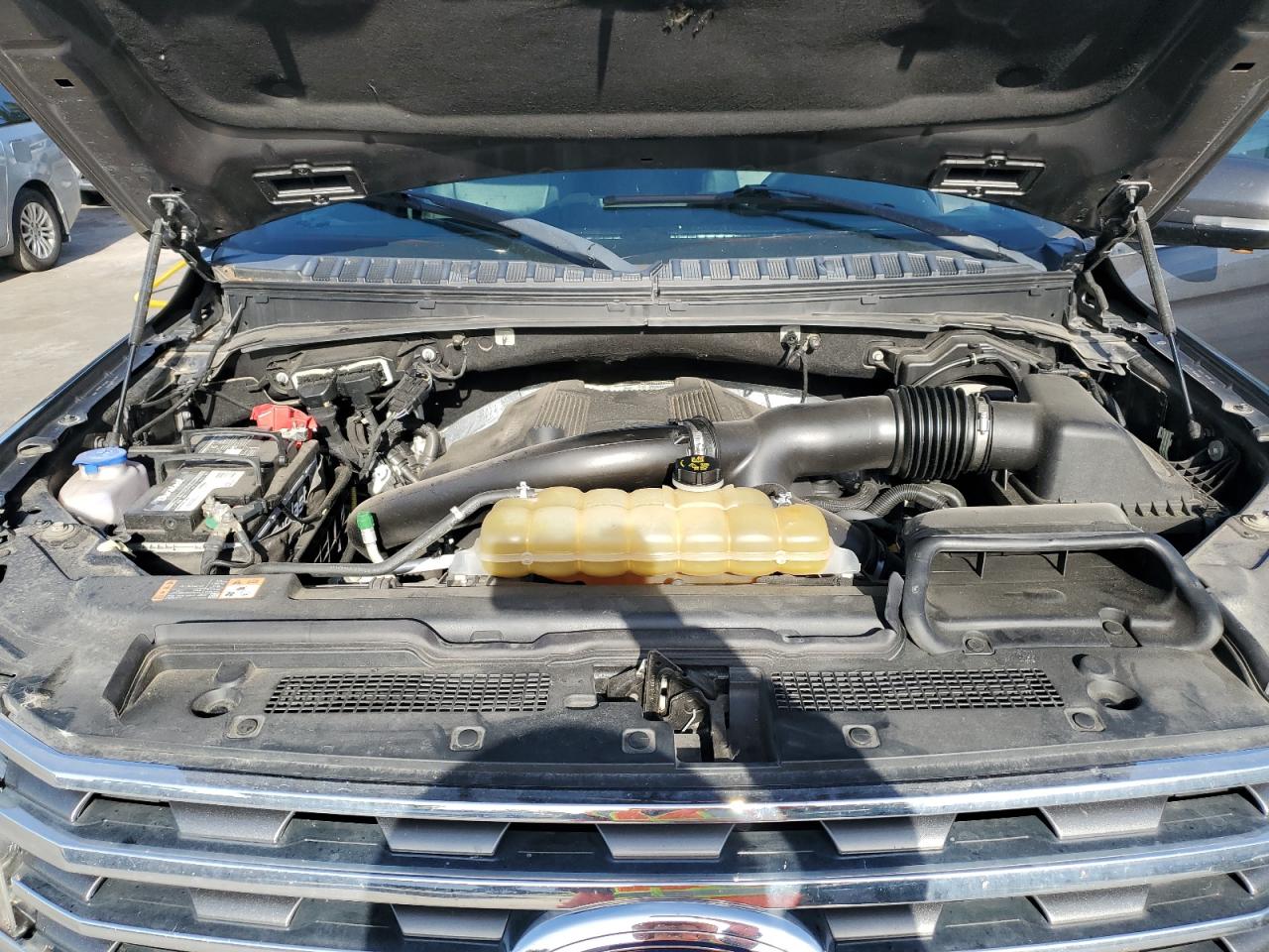 Ford Expedition Xlt Image 12