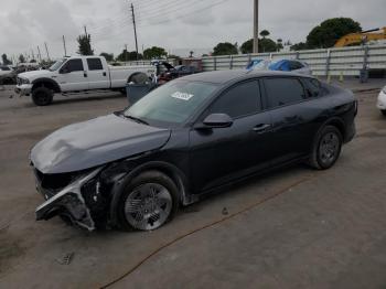  Salvage Kia K4 Lx