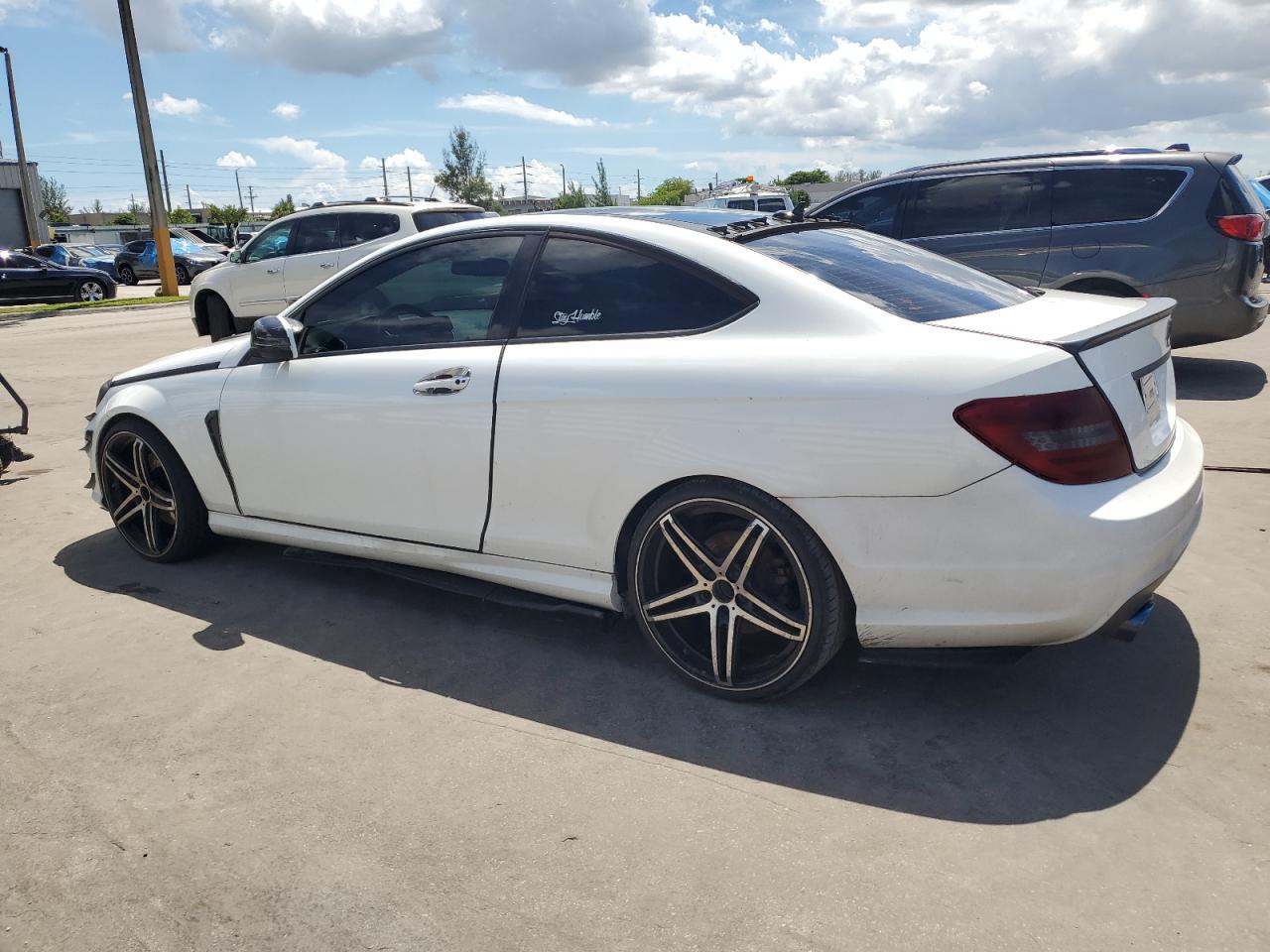 Mercedes-Benz C-Class 350 Image 11