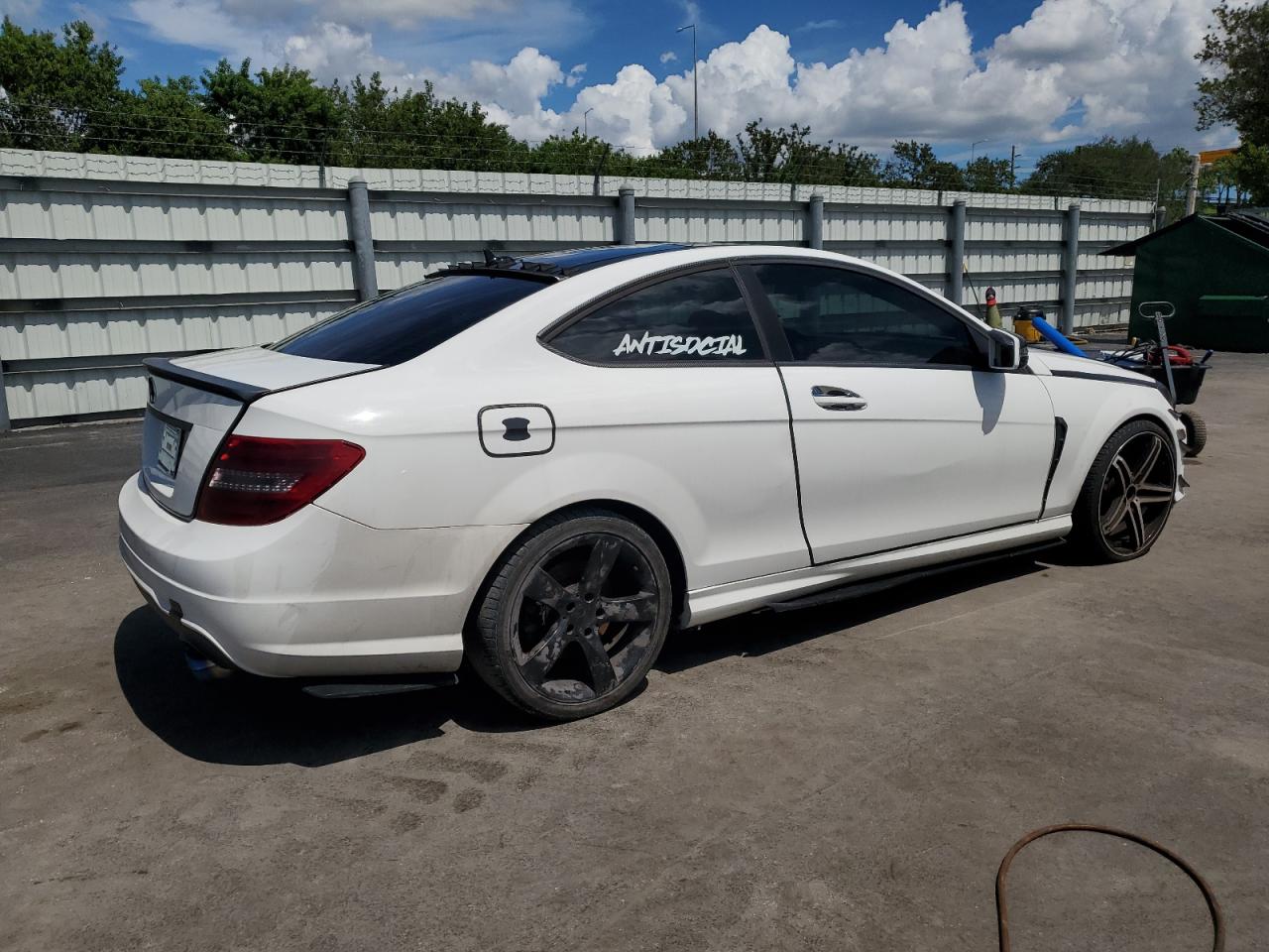 Mercedes-Benz C-Class 350 Image 5