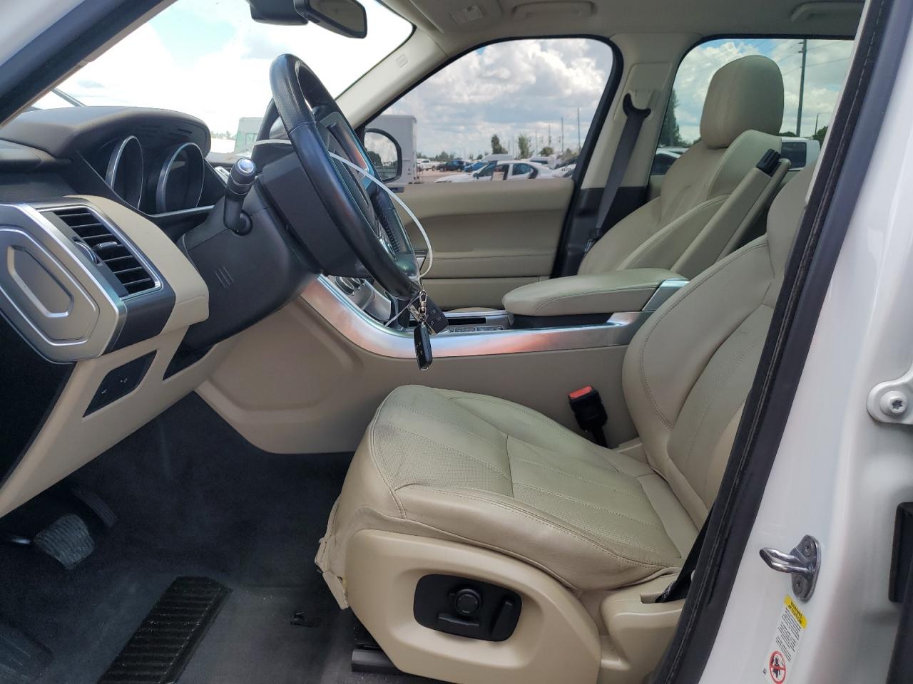 Land Rover Range Rover Se Image 2