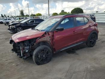  Salvage Nissan Kicks
