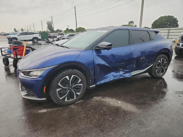  Salvage Kia EV6