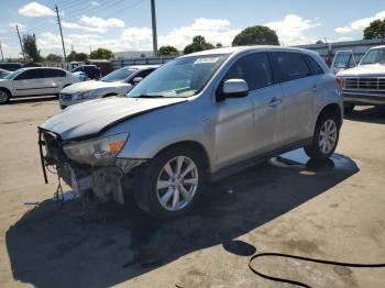  Salvage Mitsubishi Outlander
