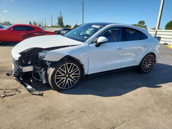  Salvage Porsche Cayenne