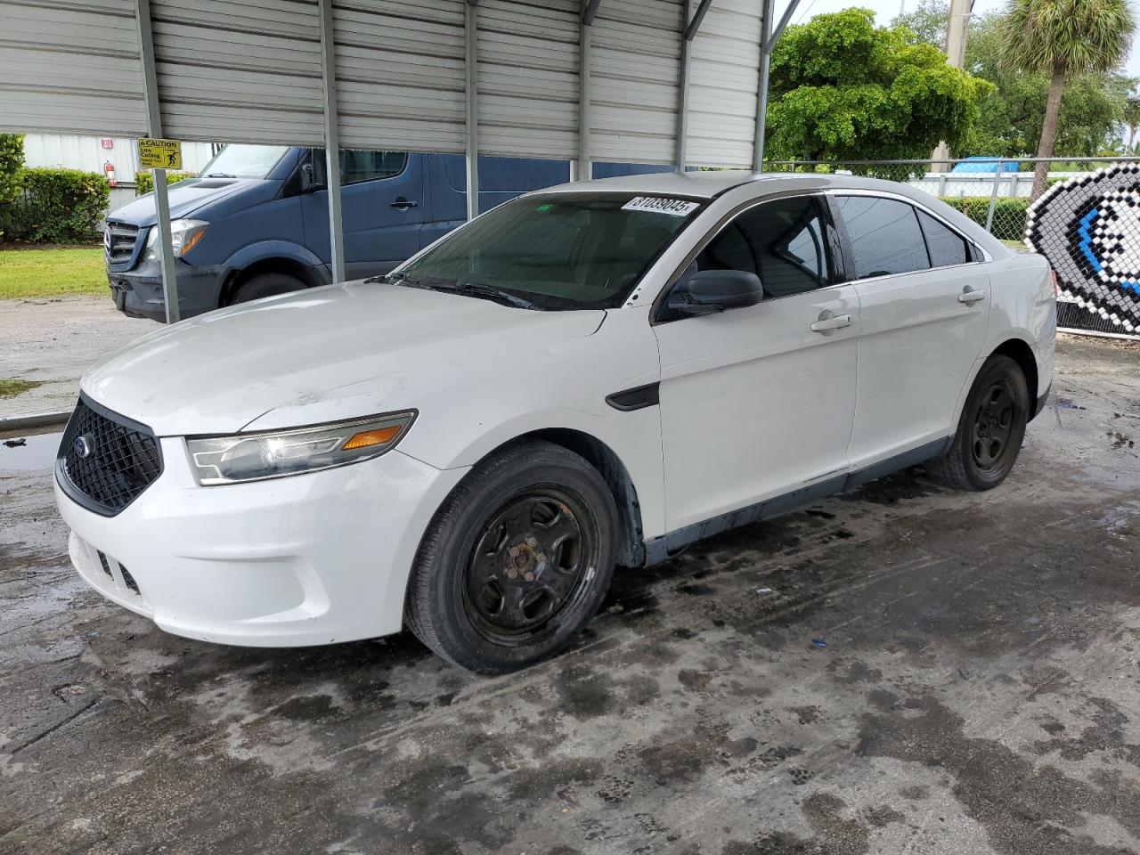 Ford Taurus Police Interceptor Image 1