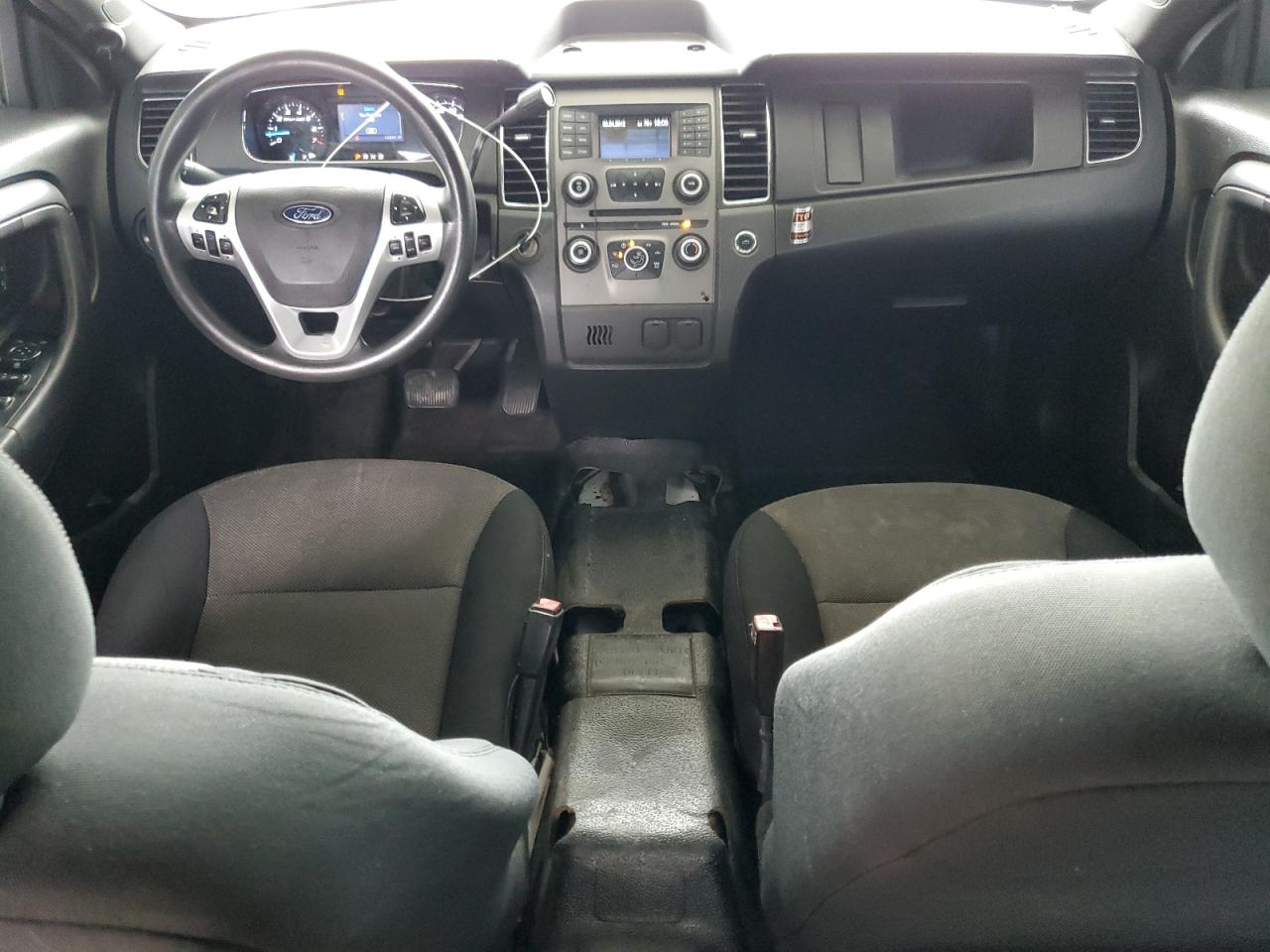 Ford Taurus Police Interceptor Image 10