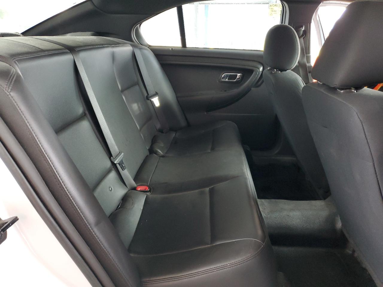 Ford Taurus Police Interceptor Image 8