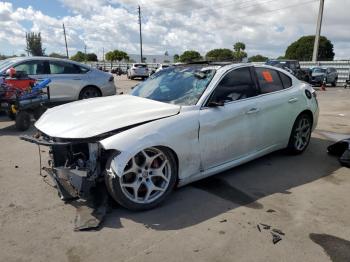  Salvage Alfa Romeo Giulia