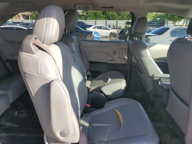 Toyota Sienna Xle Image 7