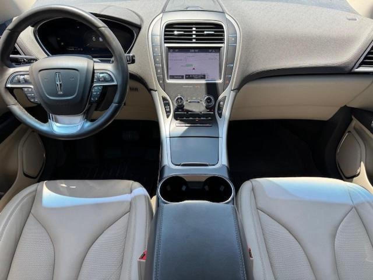 Lincoln Nautilus Image 7