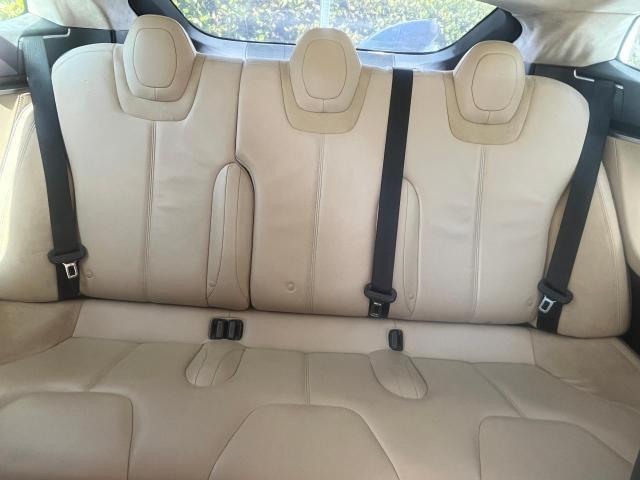 Tesla Model S Image 6