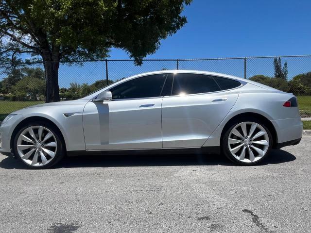 Tesla Model S Image 10