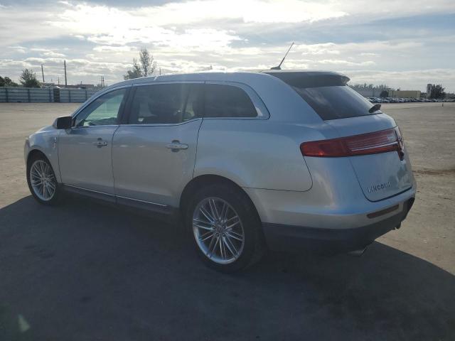 Lincoln MKT Image 4