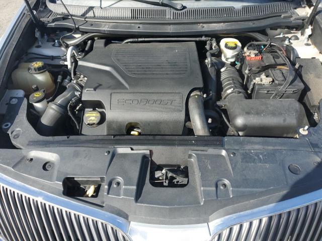 Lincoln MKT Image 7