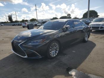  Salvage Lexus Es