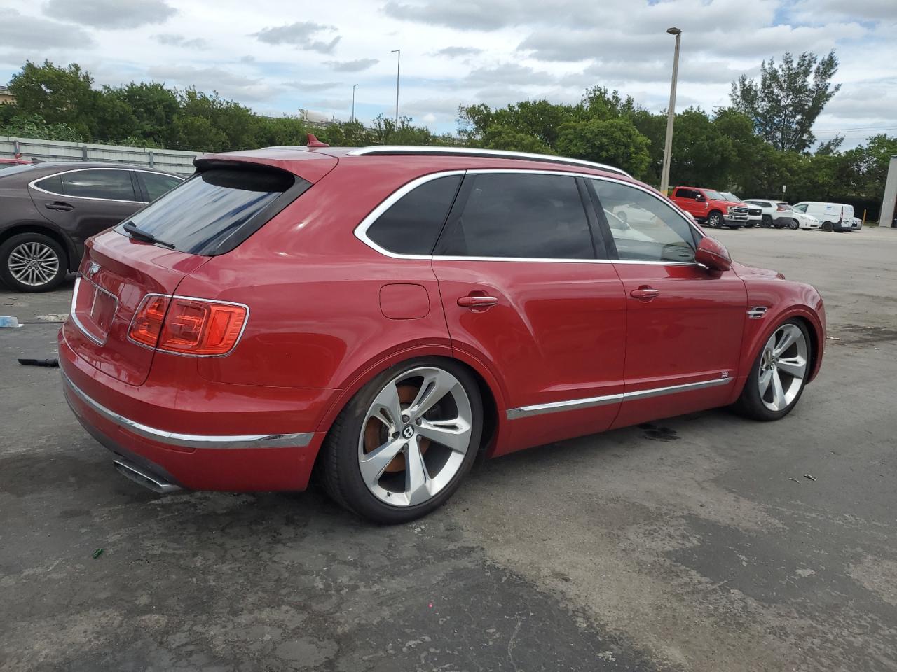 Bentley Bentayga Image 6