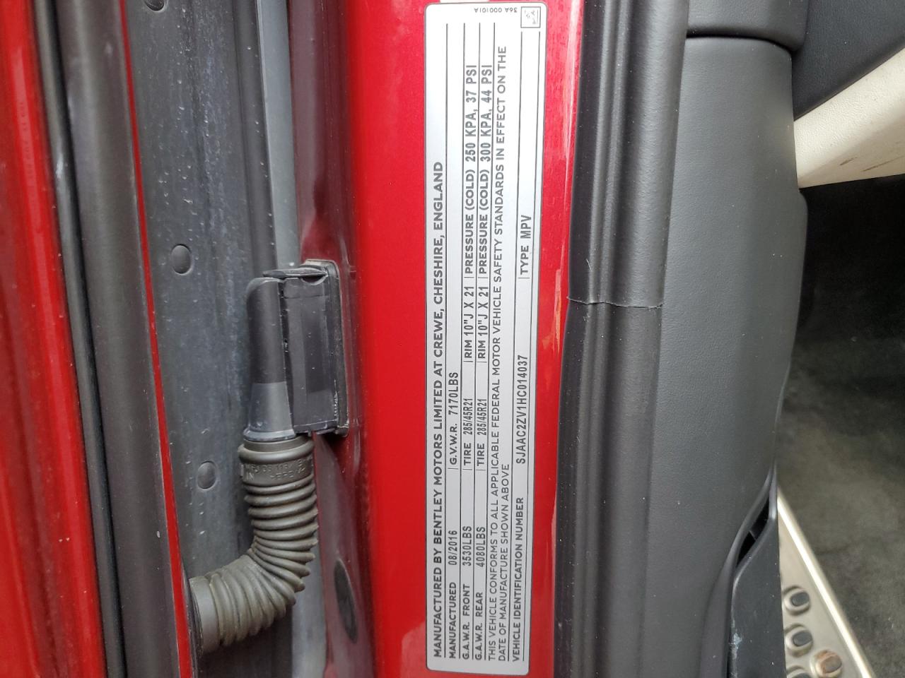 Bentley Bentayga Image 12