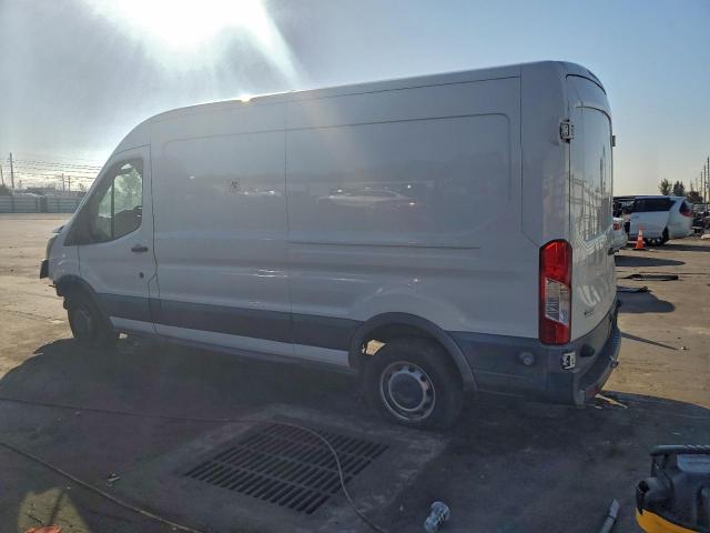 Ford Transit T-250 Image 5