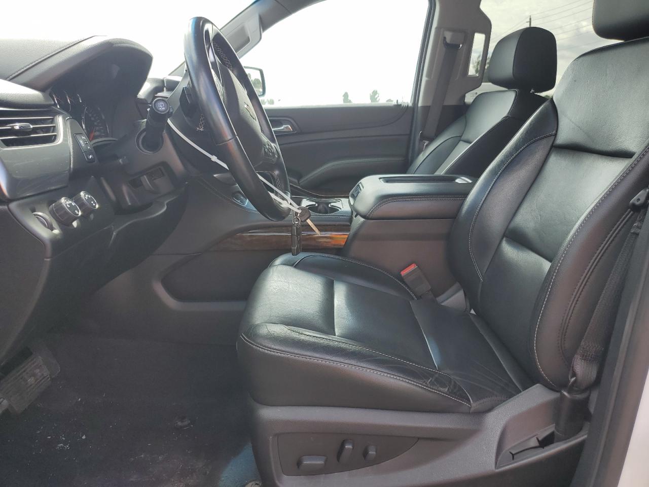 Chevrolet Suburban K1500 Lt Image 8