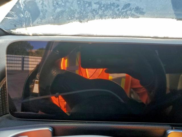 Mercedes-Benz GLB 250 Image 11