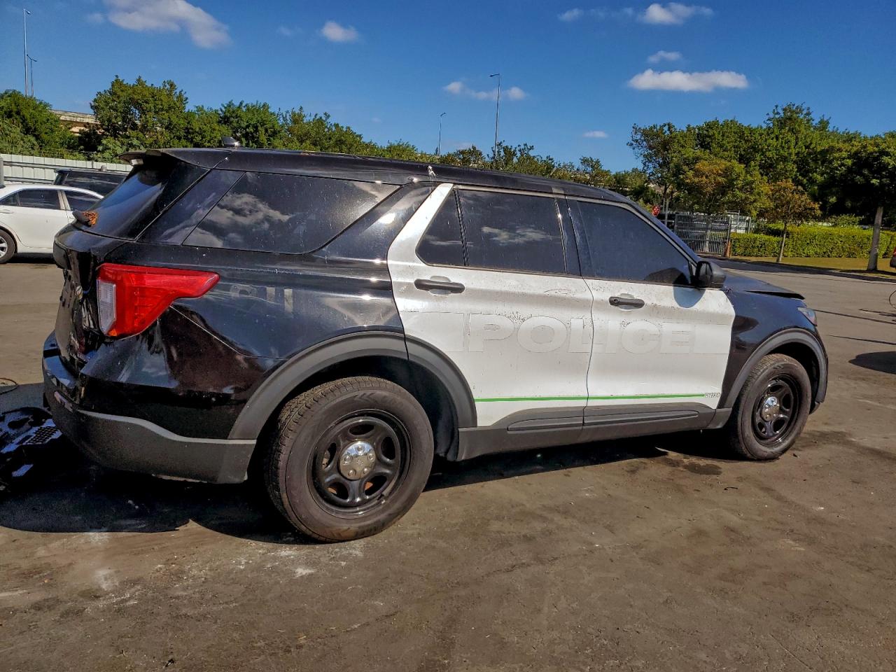 Ford Explorer Police Interceptor Image 3