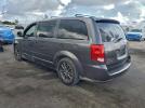 Dodge Caravan Sxt Image 2