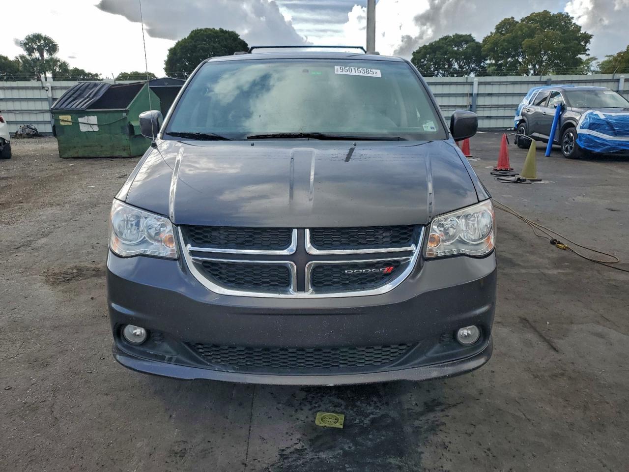Dodge Caravan Sxt Image 11