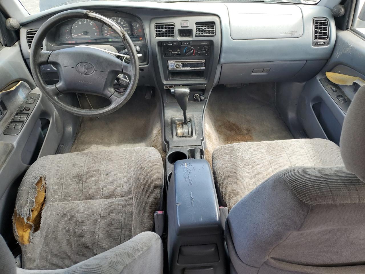 Toyota 4Runner Image 7