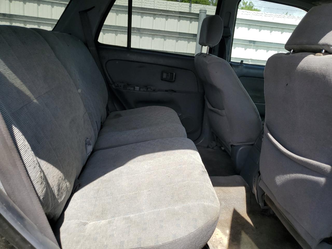 Toyota 4Runner Image 9