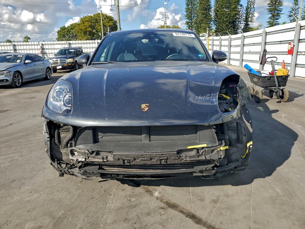 Porsche Macan Image 4