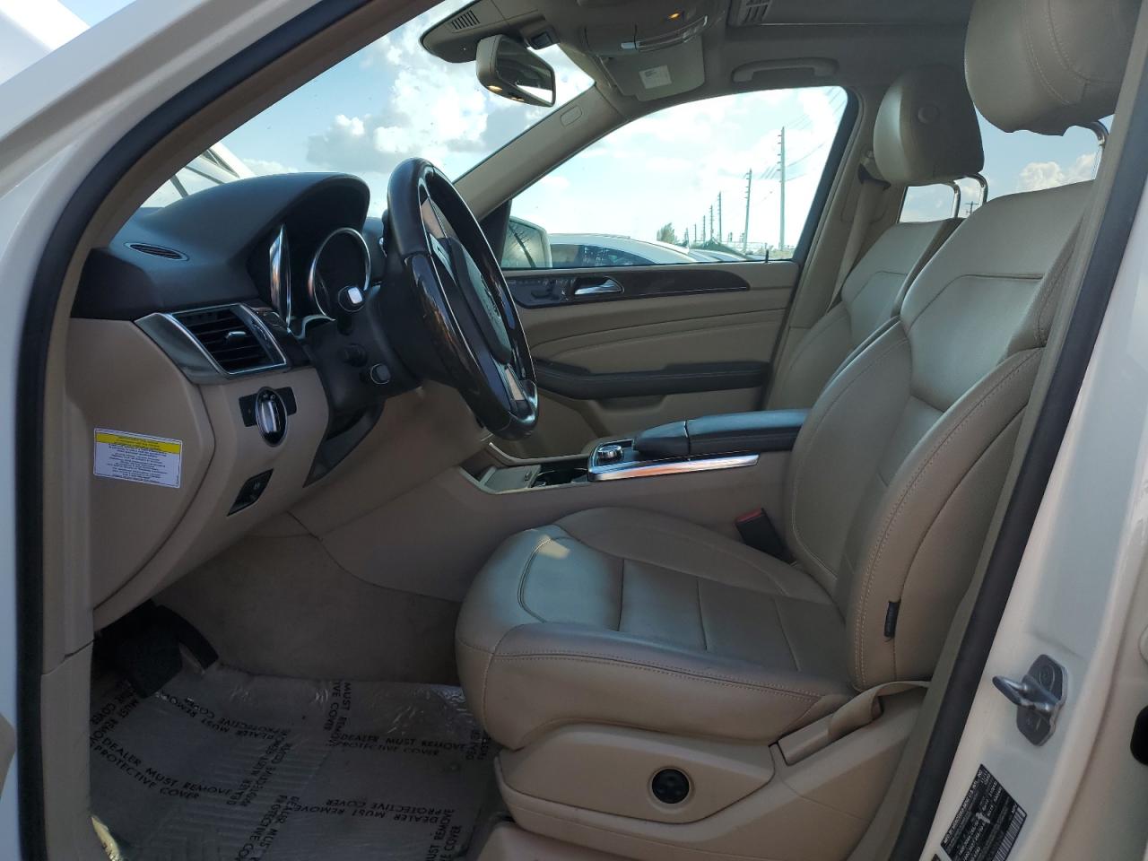 Mercedes-Benz M-Class 350 4matic Image 13