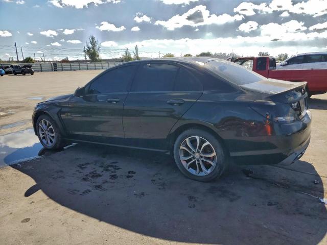 Mercedes-Benz C-Class 300 4matic Image 2