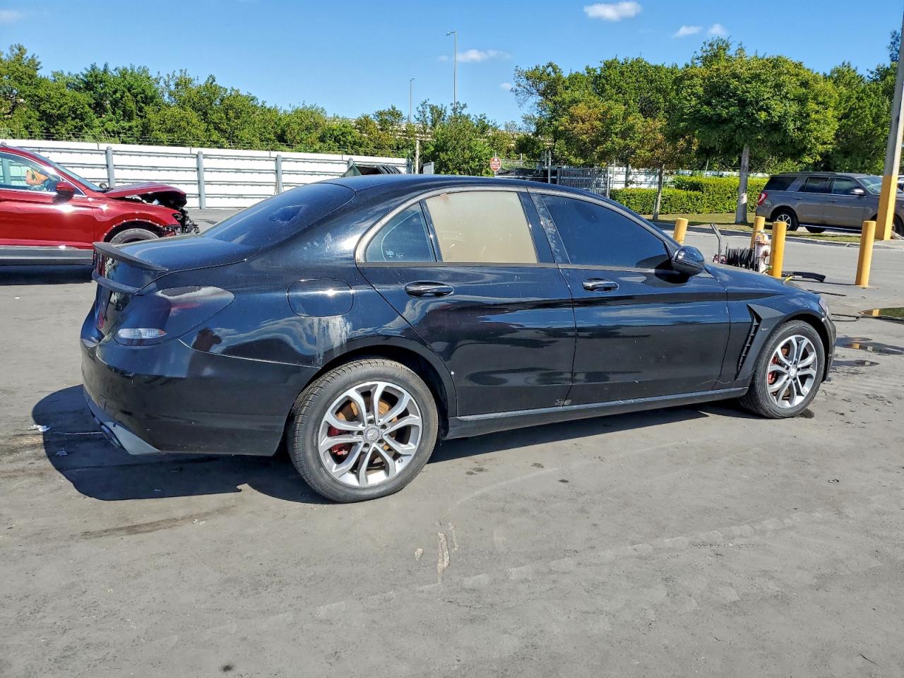 Mercedes-Benz C-Class 300 4matic Image 3