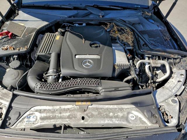 Mercedes-Benz C-Class 300 4matic Image 12