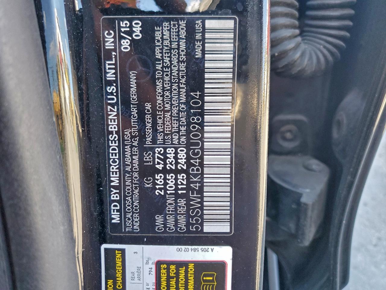 Mercedes-Benz C-Class 300 4matic Image 9