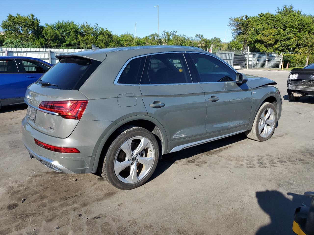 Audi Q5 Premium Plus 45 Image 5
