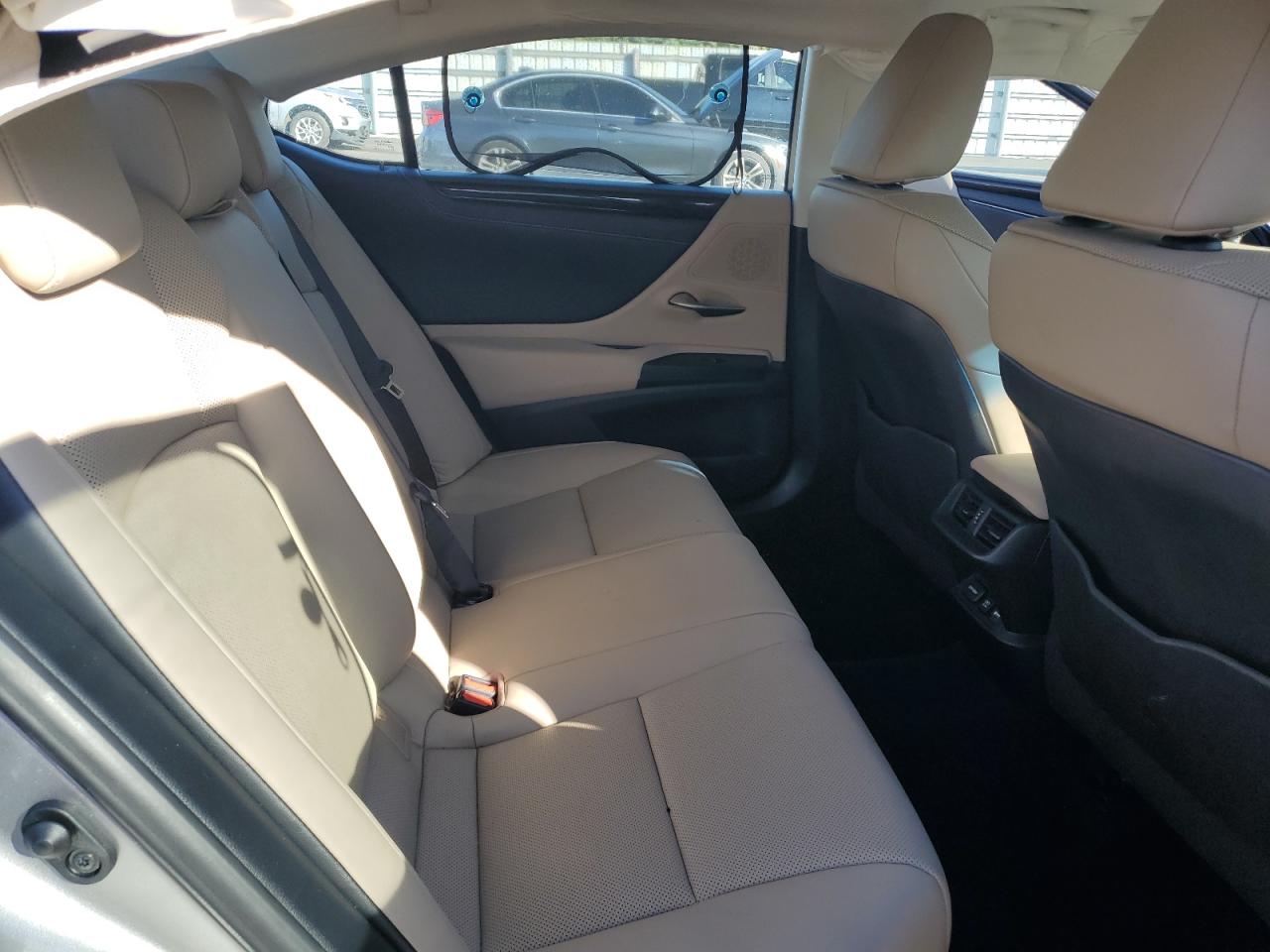 Lexus Es 350 Base Image 7