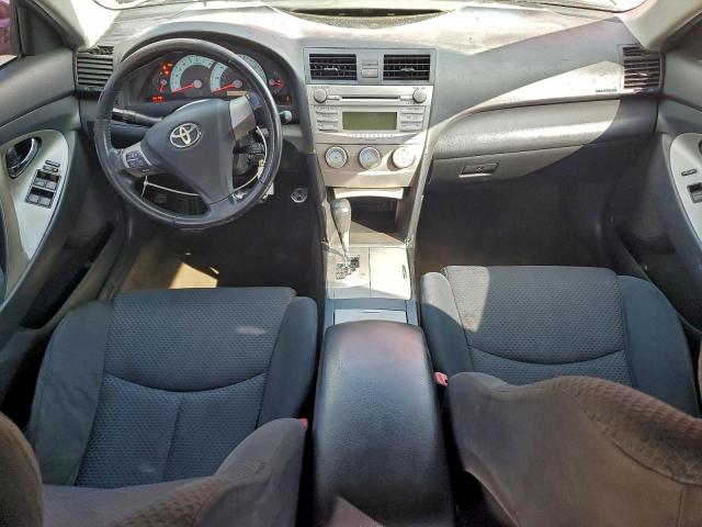 Toyota Camry Base Image 8