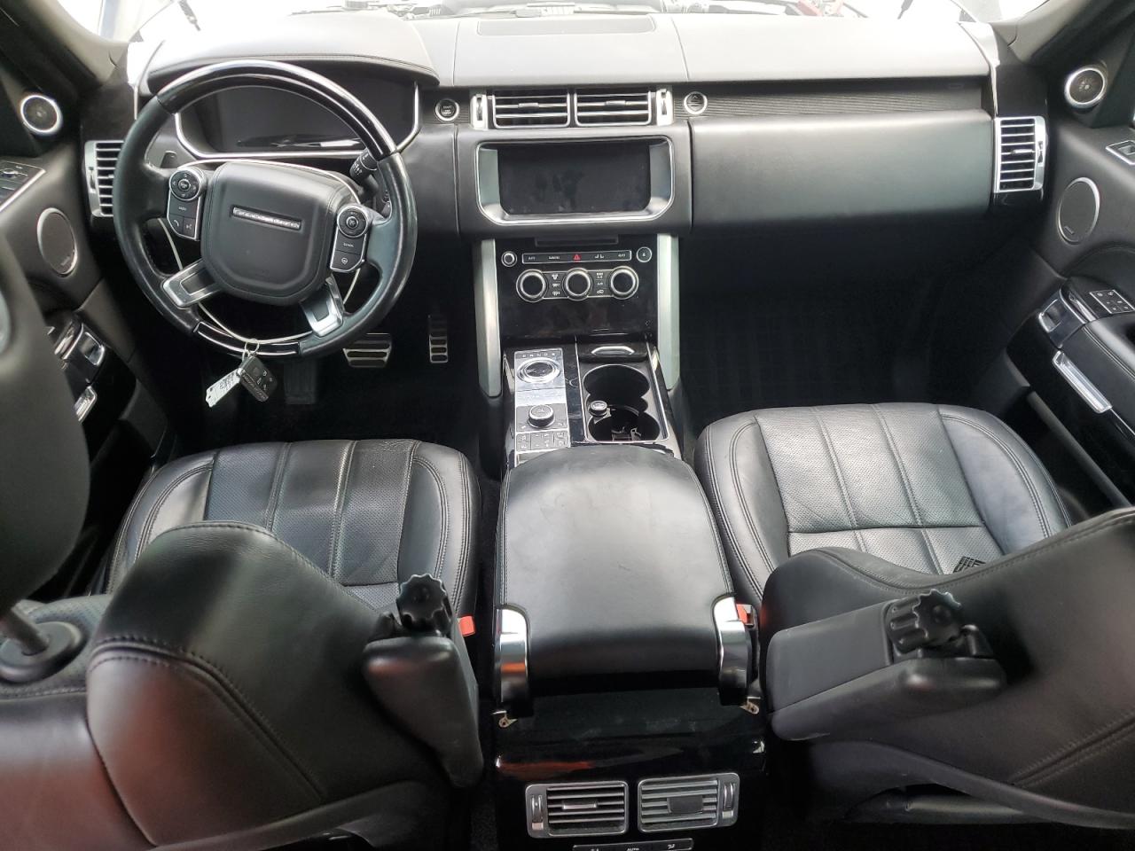 Land Rover Range Rover Supercharged Image 11