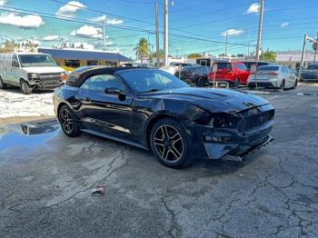  Salvage Ford Mustang